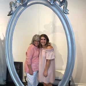 Meet your Posher, Julie